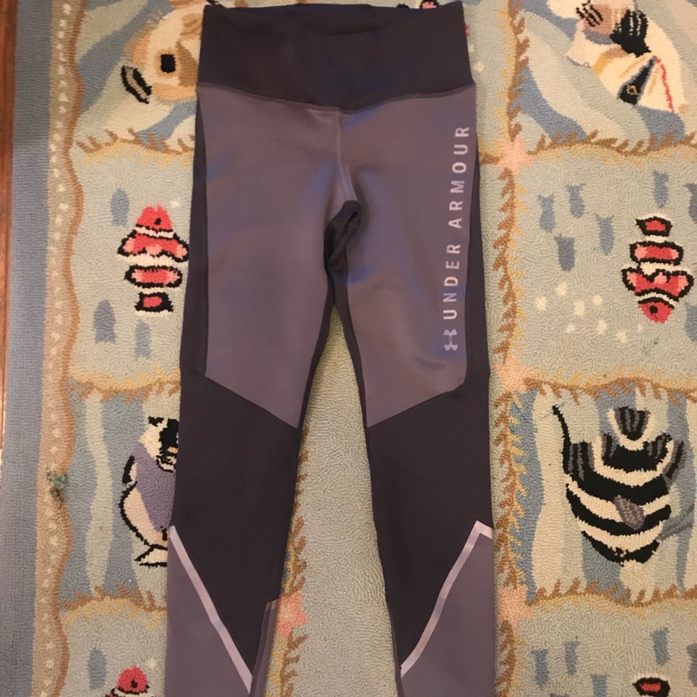 Under Armour size small leggings